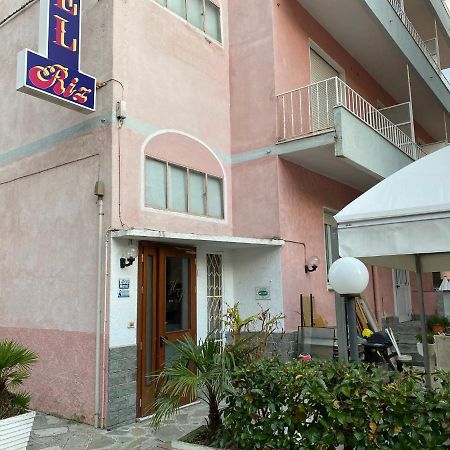 Hotel Riz Финале Лигуре Екстериор снимка